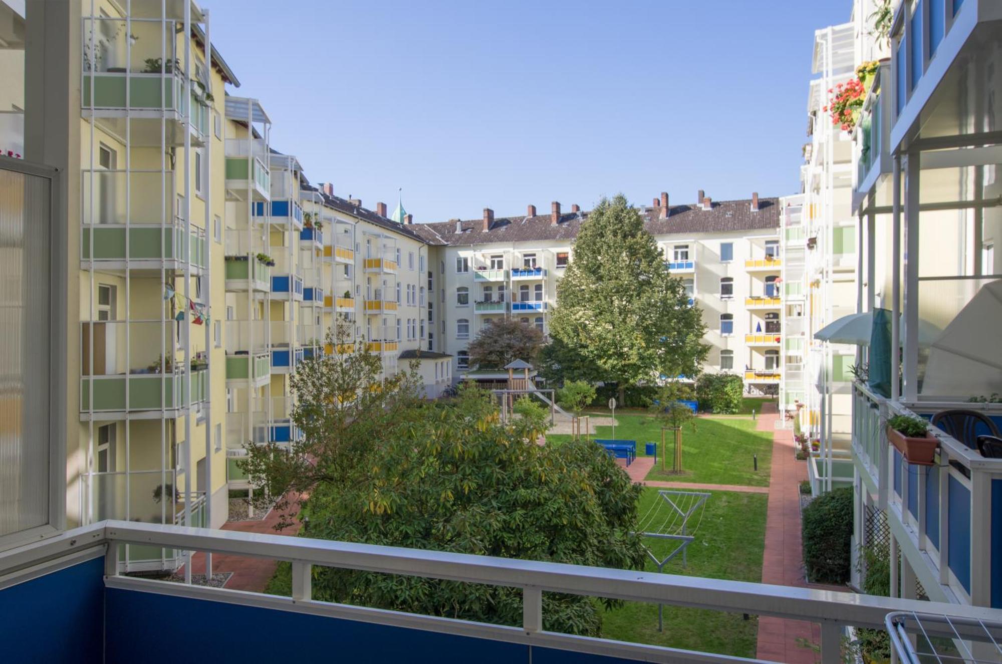Private Rooms Near Exhibition Center Hannover Bilik gambar